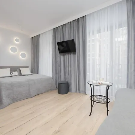 Apartment Wyjatkowe Studia W Warszawie By Renters Warsaw
