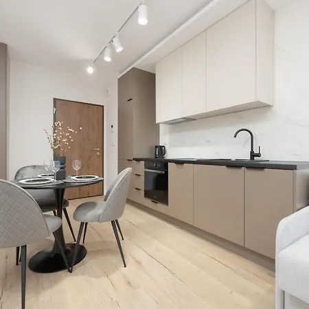 Wyjatkowe Studia W Warszawie By Renters Апартаменты