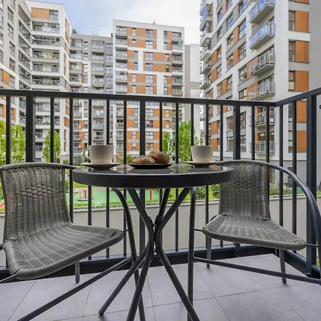 Wyjatkowe Studia W Warszawie By Renters