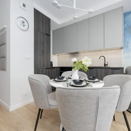 Wyjatkowe Studia W Warszawie By Renters Апартаменты Варшава