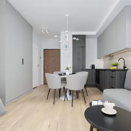 Wyjatkowe Studia W Warszawie By Renters