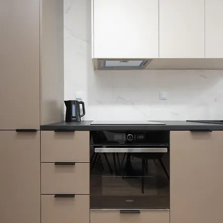 Wyjatkowe Studia W Warszawie By Renters