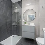 Διαμέρισμα Wyjatkowe Studia W Warszawie By Renters Βαρσοβία